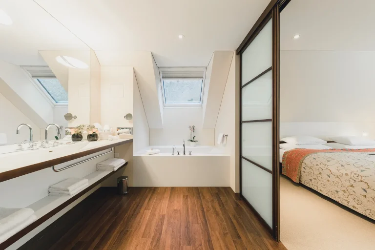 Bad Residence-Suite